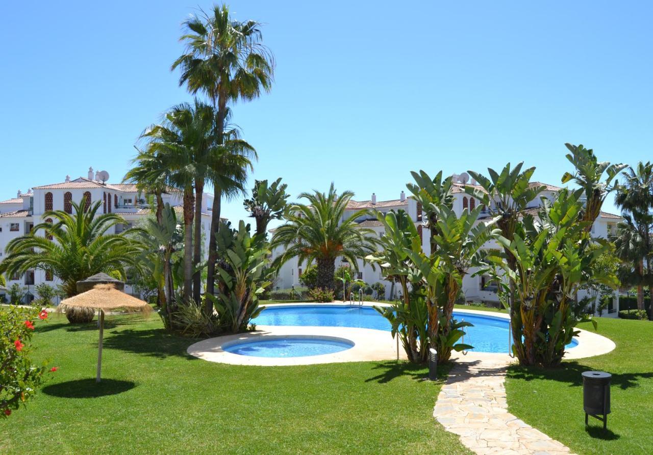 Luxury Garden Apartment - Walking Distance To The Sea Sitio de Calahonda Exterior foto