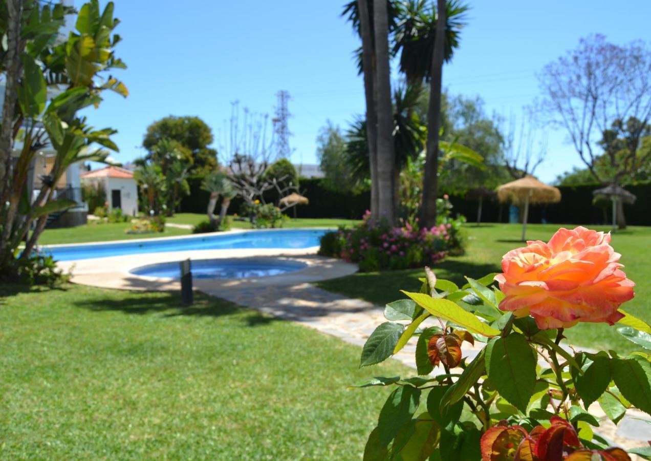 Luxury Garden Apartment - Walking Distance To The Sea Sitio de Calahonda Exterior foto